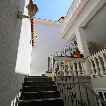 Postimana