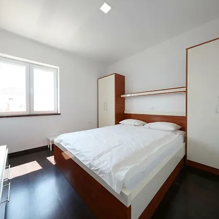 Apartament Postimana Pašman