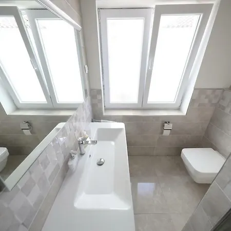 Apartament Postimana *